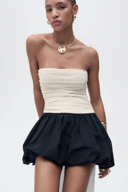 Vestido globo cuerpo drapeado de Mango en Vestidos para argentina