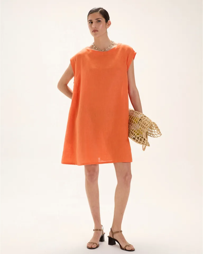 Vestido de lino sin mangas con silueta amplia y escote redondo de Blue Sheep en Vestidos para argentina