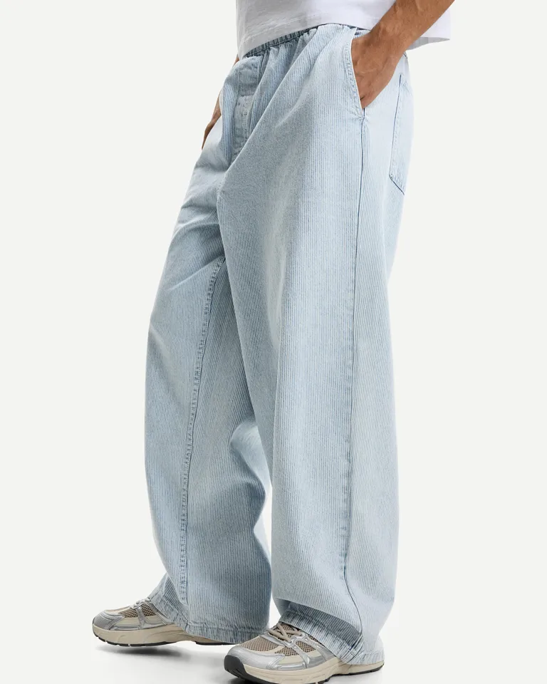Jeans jogger holgados de Bershka en Pantalones para argentina
