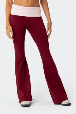 Leggings acampanadas con doblez de Edikted en Pantalones para argentina