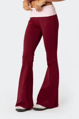 Leggings acampanadas con doblez de Edikted en Pantalones para argentina