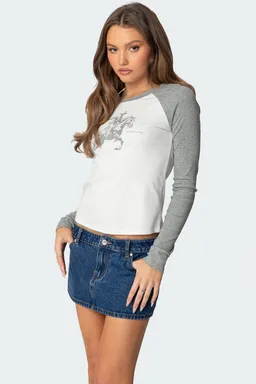 Remera cowboy raglan manga larga de Edikted en Remeras para argentina