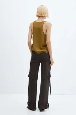 Top fluido con botones de Mango en Tops para argentina