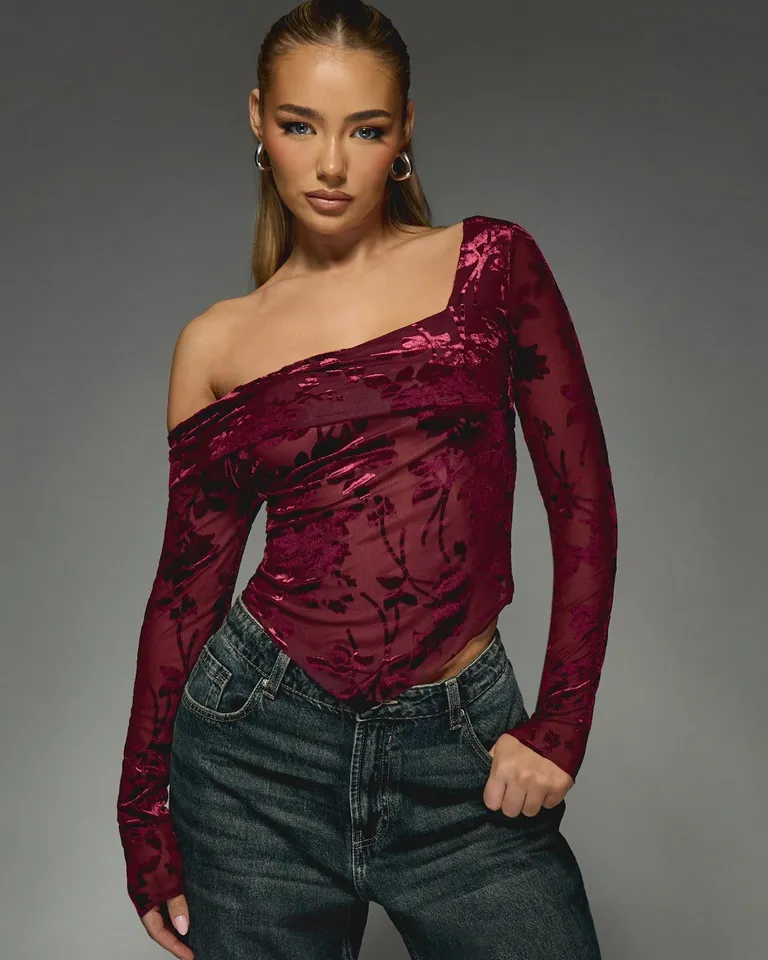 Top bardot devoré manga larga de Missguided en Tops para argentina