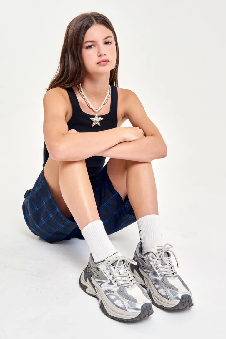 Zapatillas de malla y cuero sintético con detalles en relieve y textura de 47 Street en Zapatillas para argentina