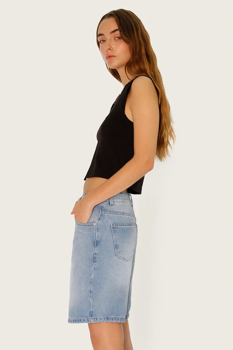 Shorts de jean de corte modular y diseño contemporáneo para mujer de Sofia Sarkany en Shorts para argentina