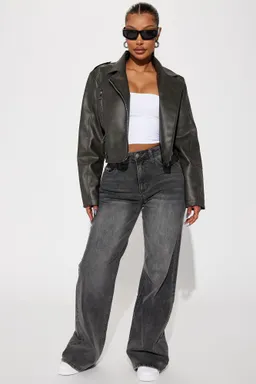 Campera moto staten island de Fashion Nova en Chaquetas para argentina