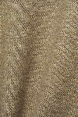 Sweater punto cuello redondo de Mango en Buzos y Sweaters para argentina