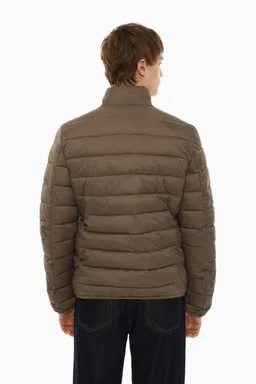 Campera acolchada liviana de Lefties en Abrigos y Camperas para argentina