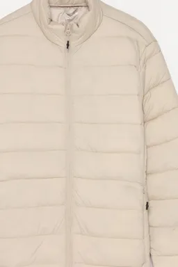 Campera acolchada liviana de Lefties en Abrigos y Camperas para argentina