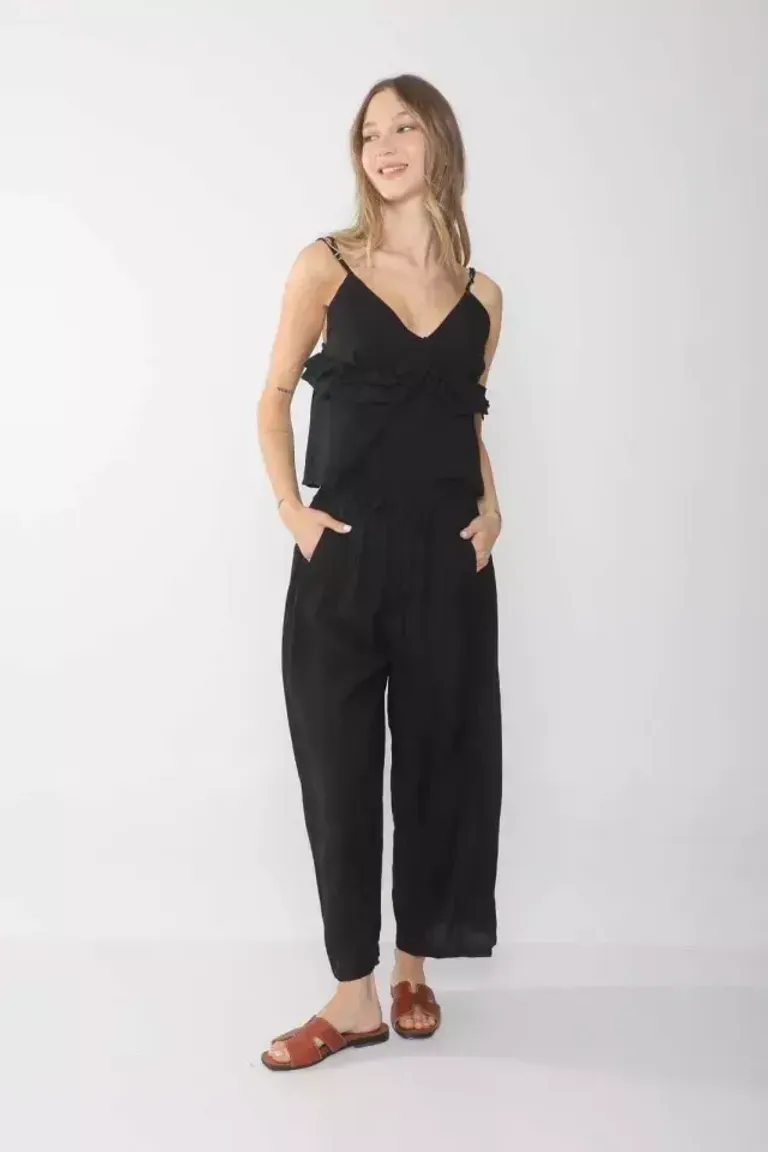 Mono negro amplio y cómodo para mujer de Belle en Monos para argentina