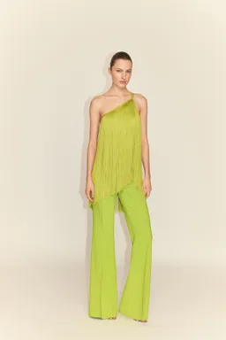 Pantalón acampanado tiro alto de Mango en Pantalones para argentina