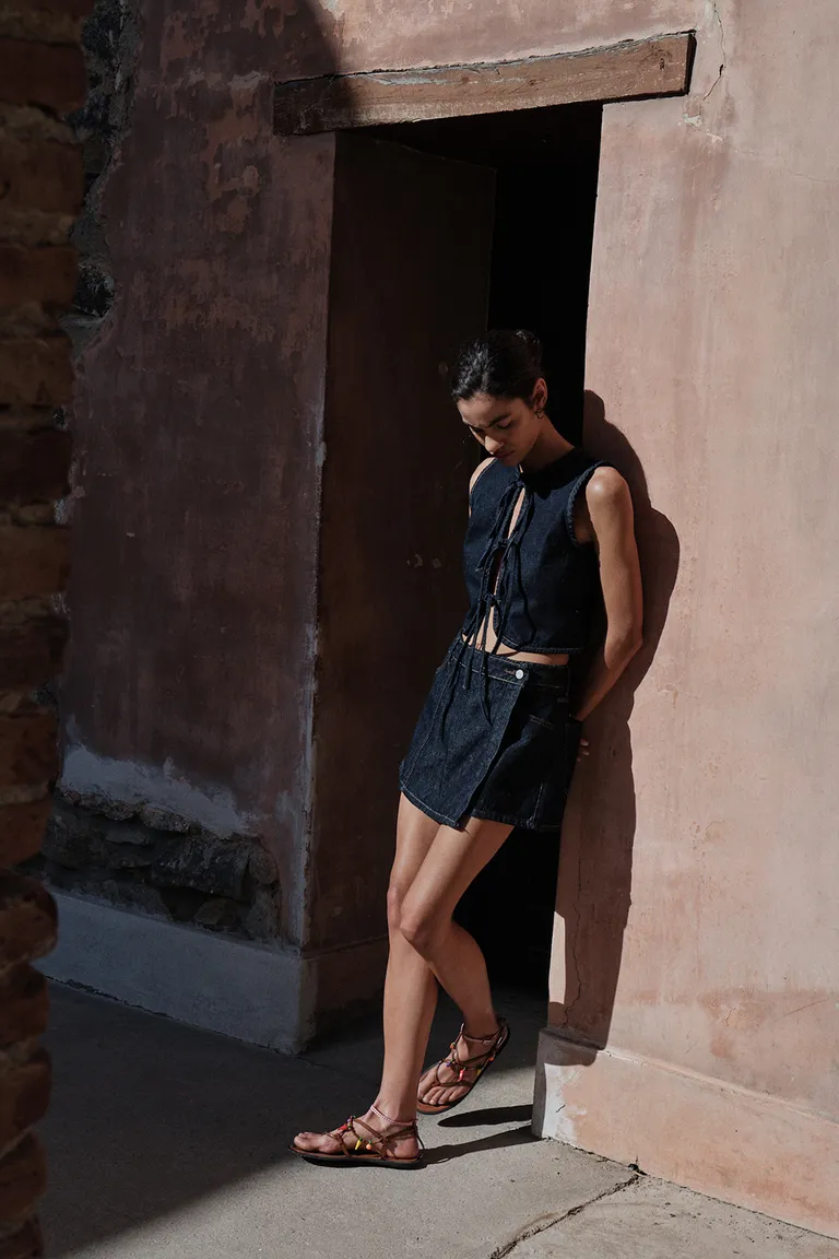 Shorts de denim azul de diseño evasé con bolsillos laterales de Sweet en Shorts para argentina