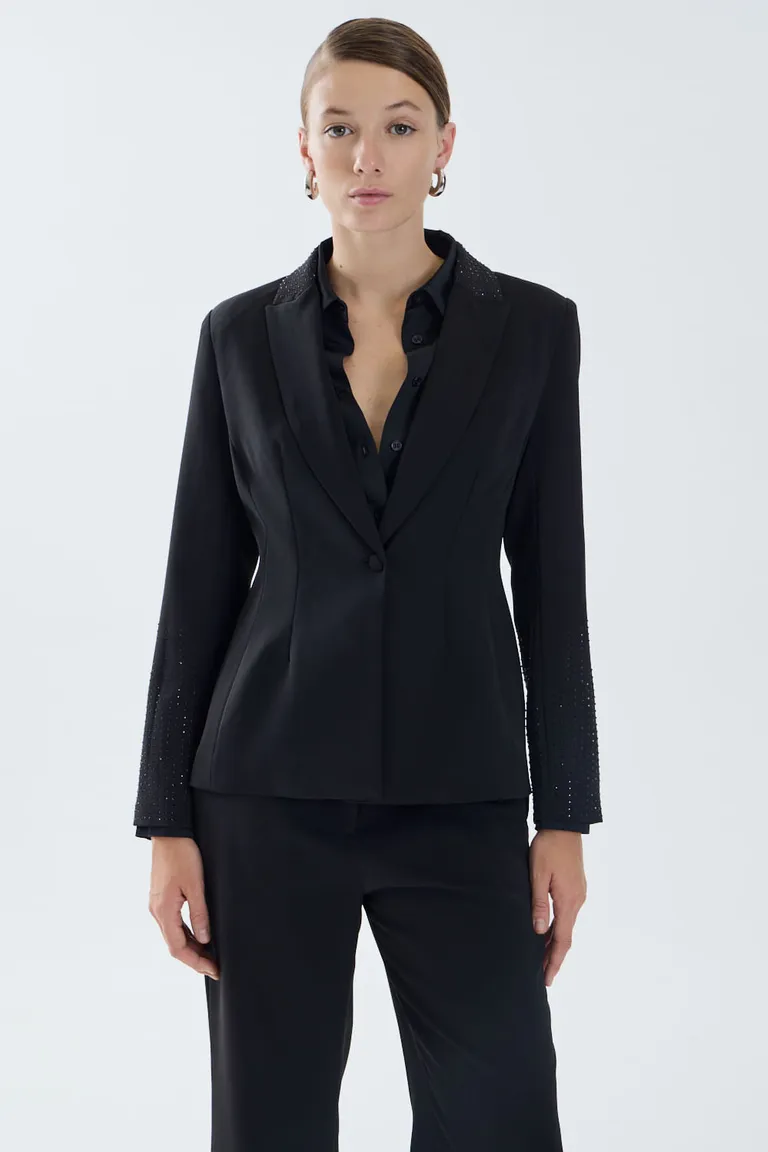 Blazer sastrero entallado con detalle de tachas en cuello y mangas de Portsaid en Blazers para argentina