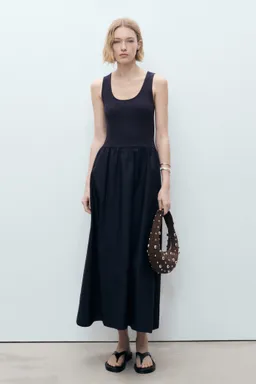 Vestido evasé tejido combinado de Mango en Vestidos para argentina