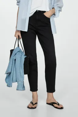 Jeans newmom confort tiro alto de Mango en Pantalones para argentina