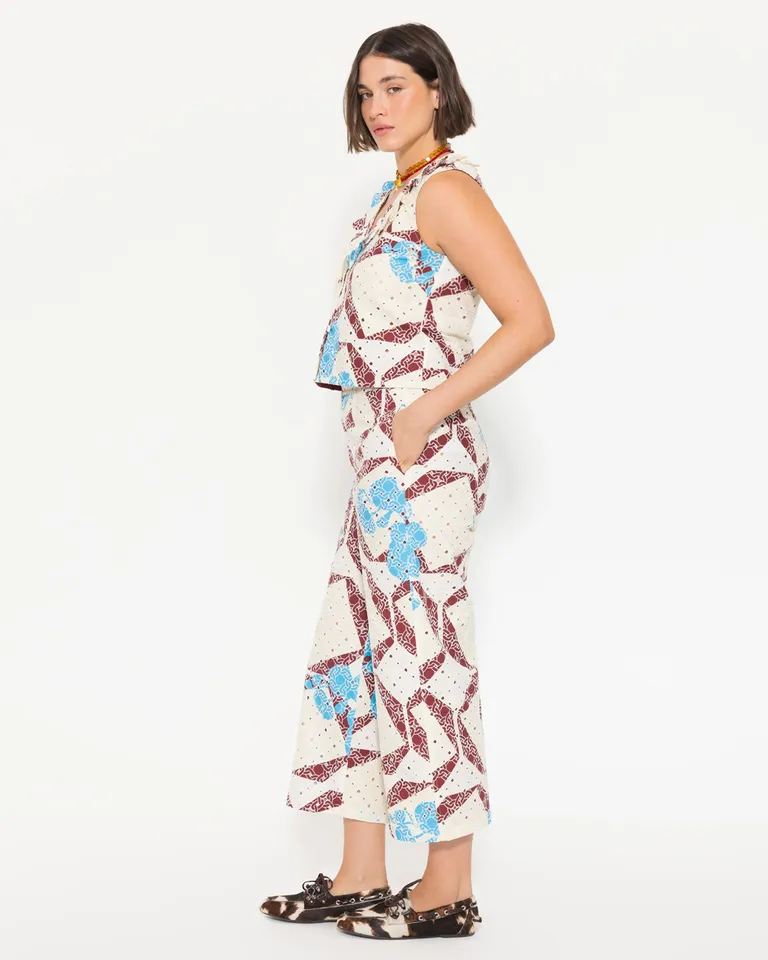 Top de broderie multicolor con escote en V y volados de Jazmin Chebar en Tops para argentina