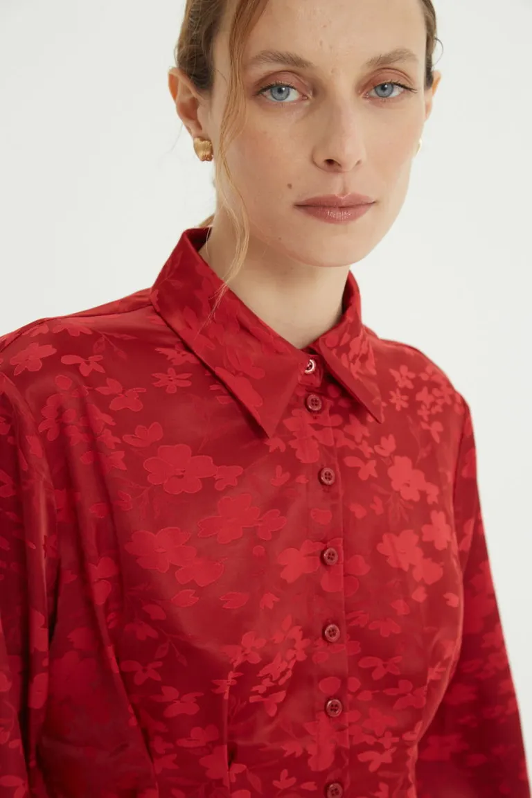 Camisa de jacquard con motivo floral, corte entallado con pinzas y cierre de botones al frente de Las Pepas en Camisas para argentina
