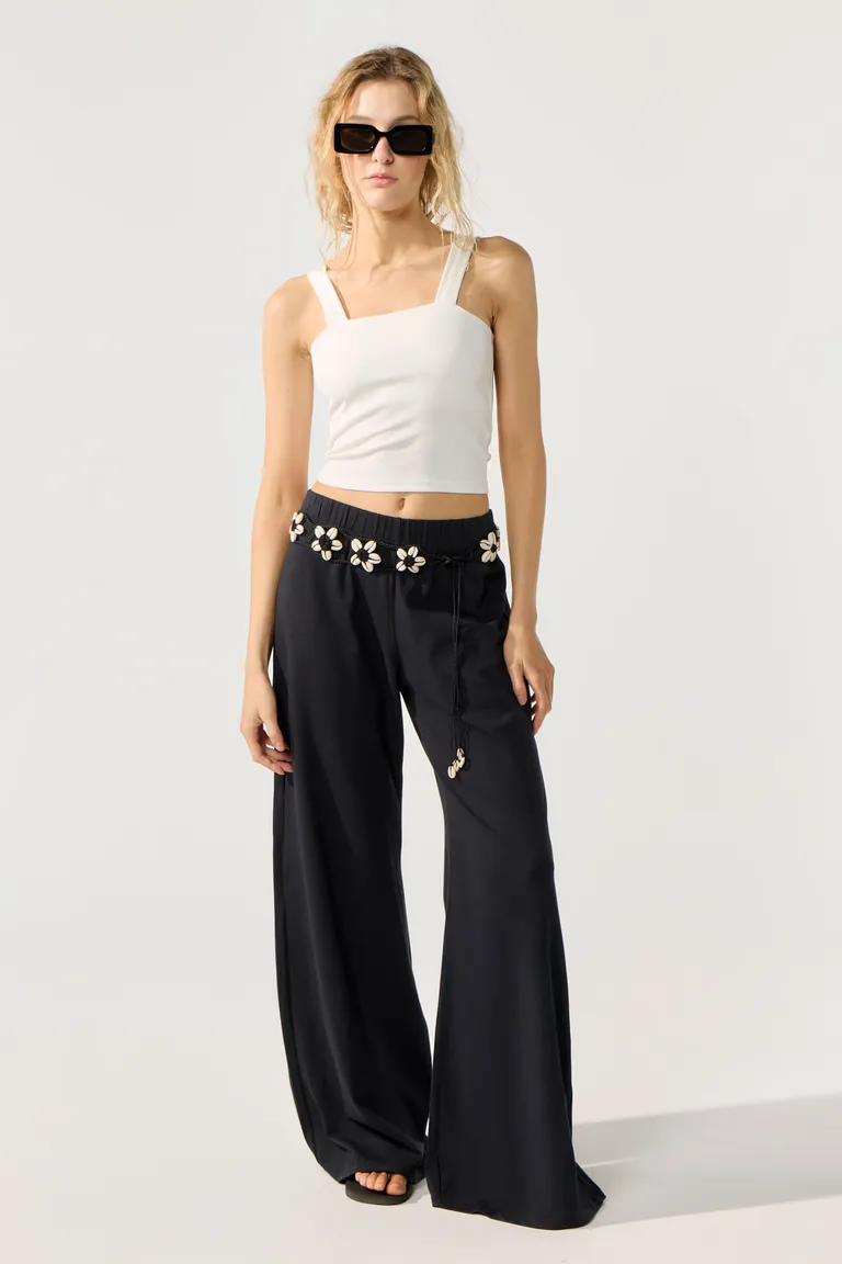 Pantalón palazzo con cintura elástica en negro para mujer de Cuesta Blanca en Pantalones para argentina