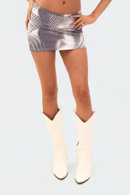 Minifalda rave queen tiro bajo de Edikted en Shorts para argentina