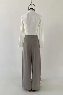 Pantalón sastrero bolsillos de Kandente en Pantalones para argentina