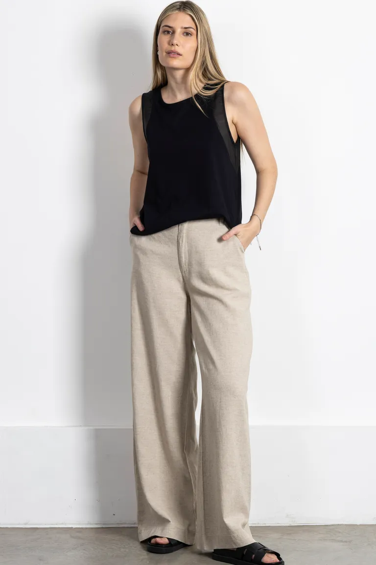 Remera de algodón sin mangas con detalles en sedita de Kill en Remeras para argentina