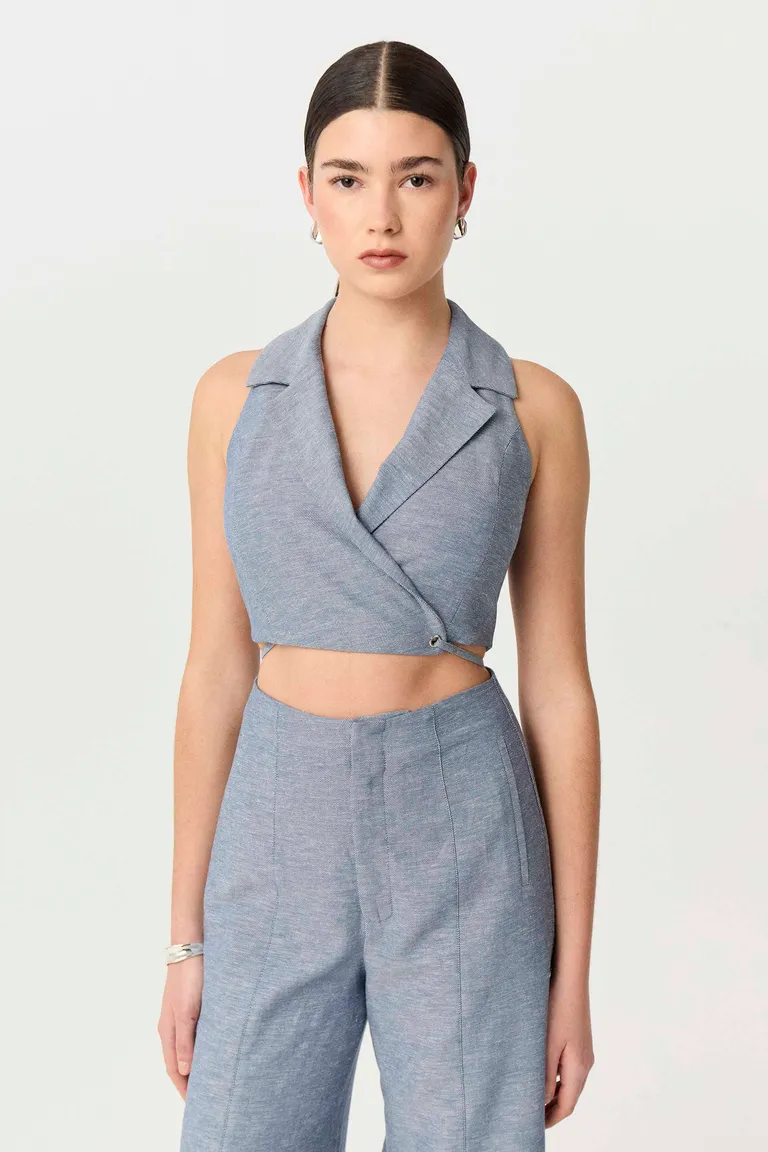 Top cruzado de lino y algodón con escote en V y tiras para atar en la espalda de Markova en Tops para argentina