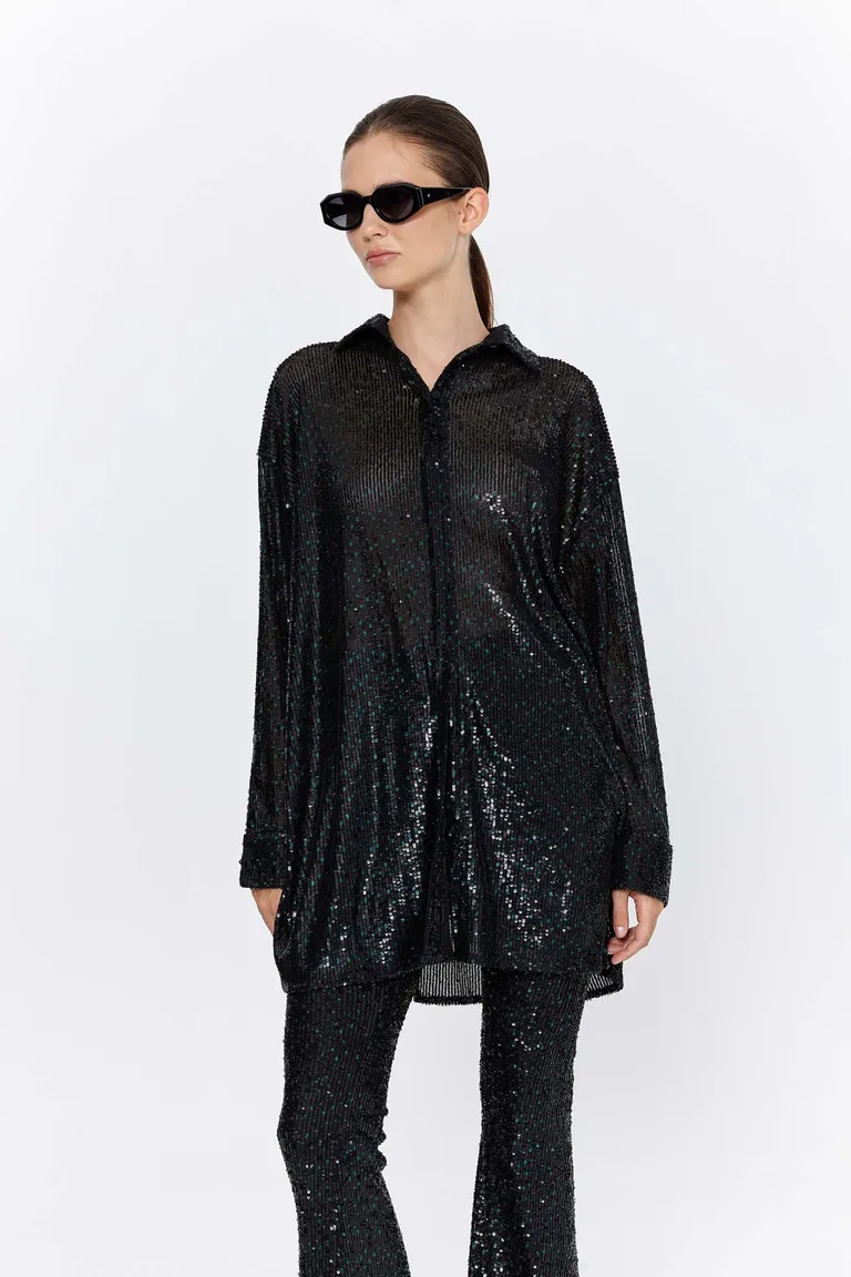 Camisa oversize de lentejuelas negra con botones personalizados y manga larga de Naíma en Camisas para argentina