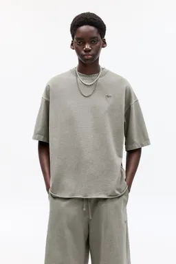 Buzo manga corta stwd de Pull&Bear en Buzos y Sweaters para argentina