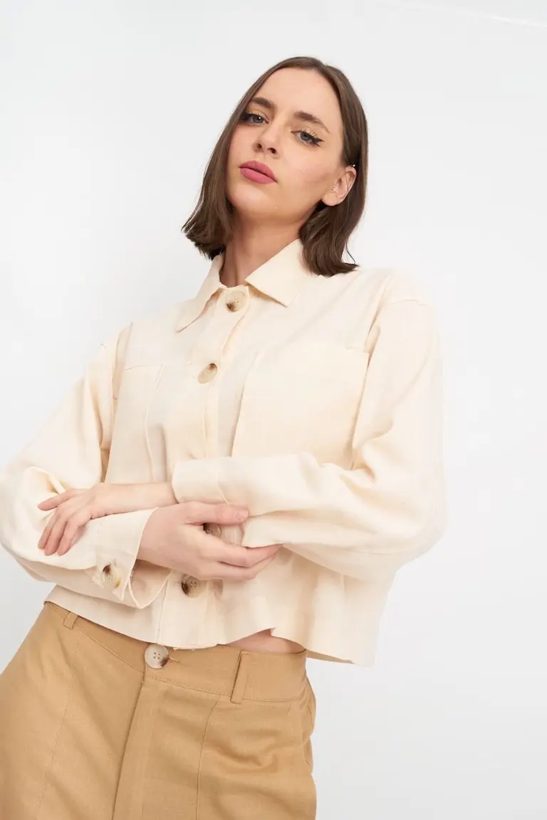 Chaqueta Crop de Lino de Hesed en Chaquetas para argentina