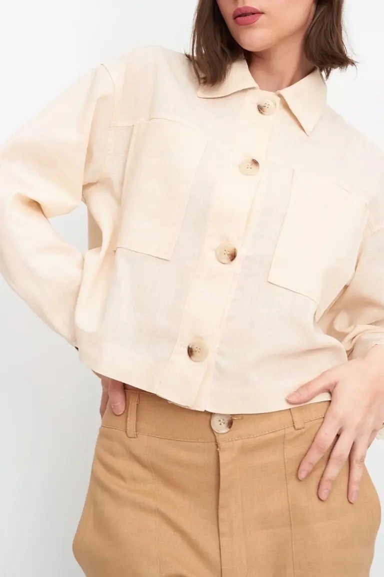 Chaqueta Crop de Lino de Hesed en Chaquetas para argentina