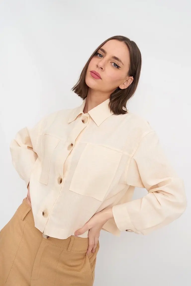 Chaqueta Crop de Lino de Hesed en Chaquetas para argentina