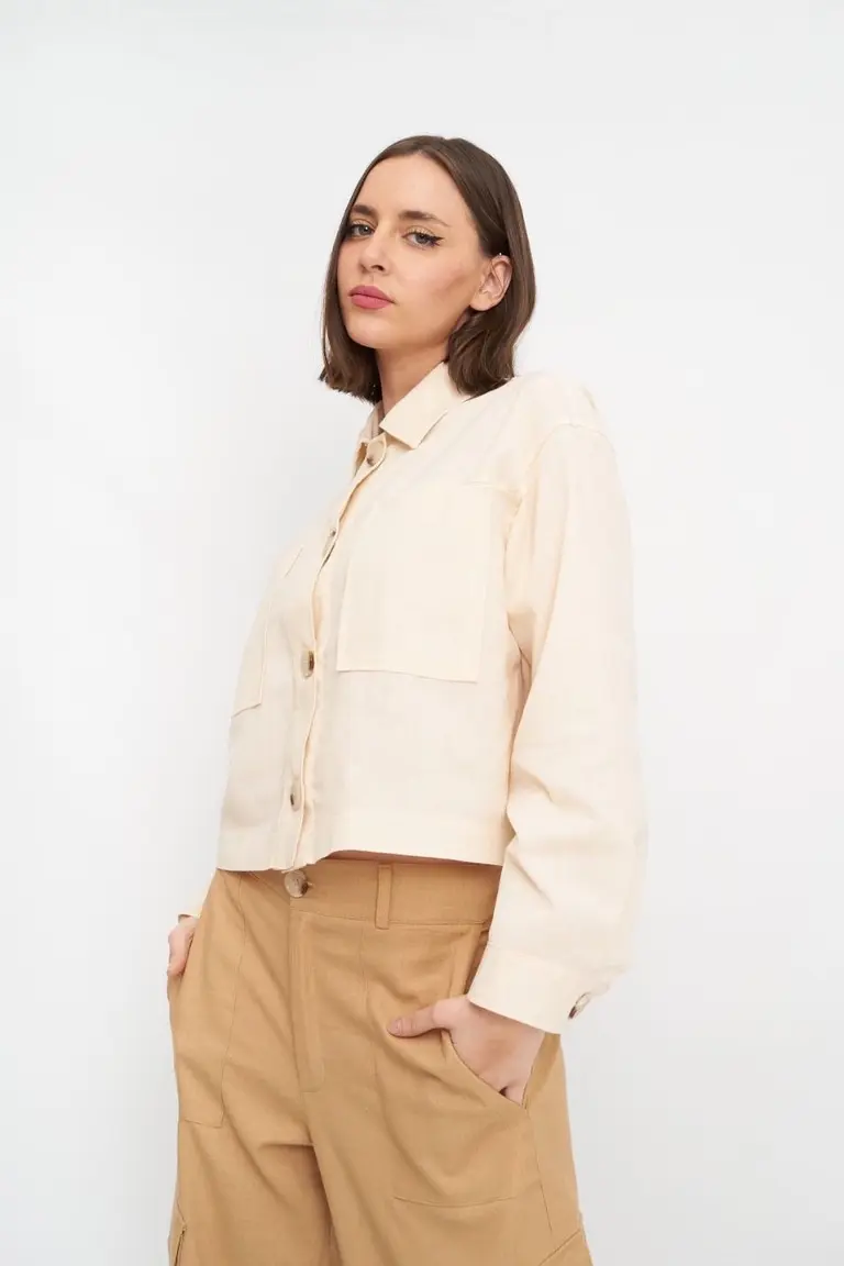 Chaqueta Crop de Lino de Hesed en Chaquetas para argentina