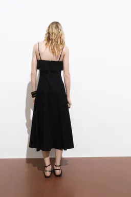 Vestido evasé volante de Mango en Vestidos para argentina