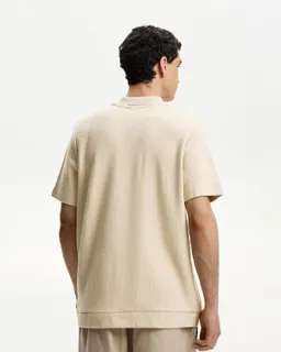Polo con textura de Bershka en Remeras y Polos para argentina