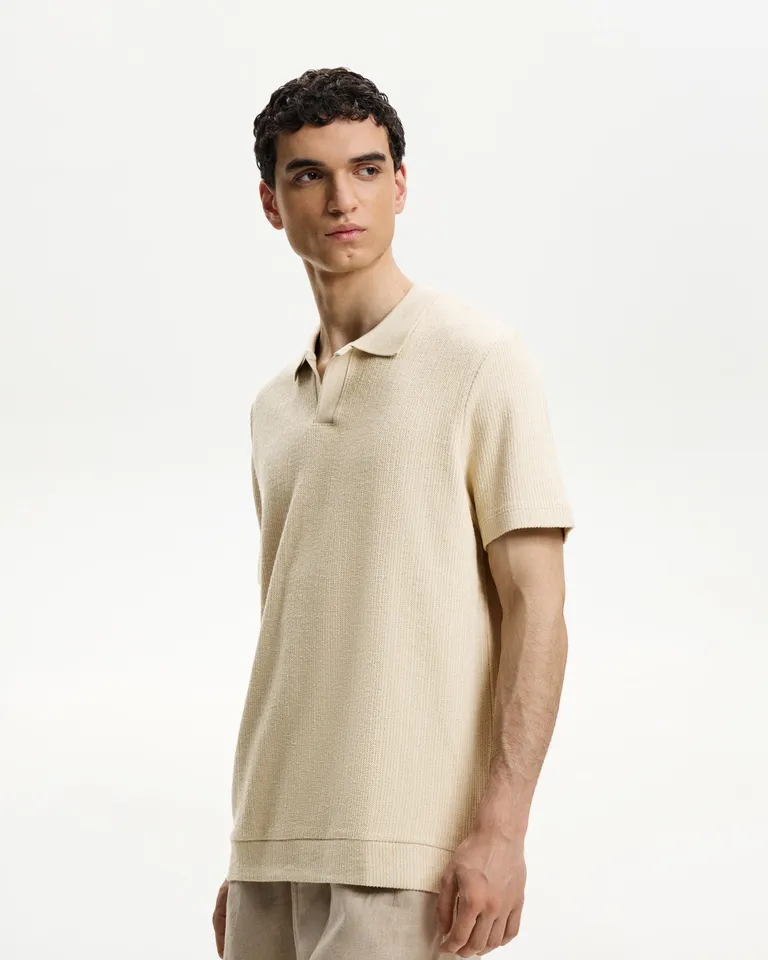 Polo con textura de Bershka en Remeras y Polos para argentina
