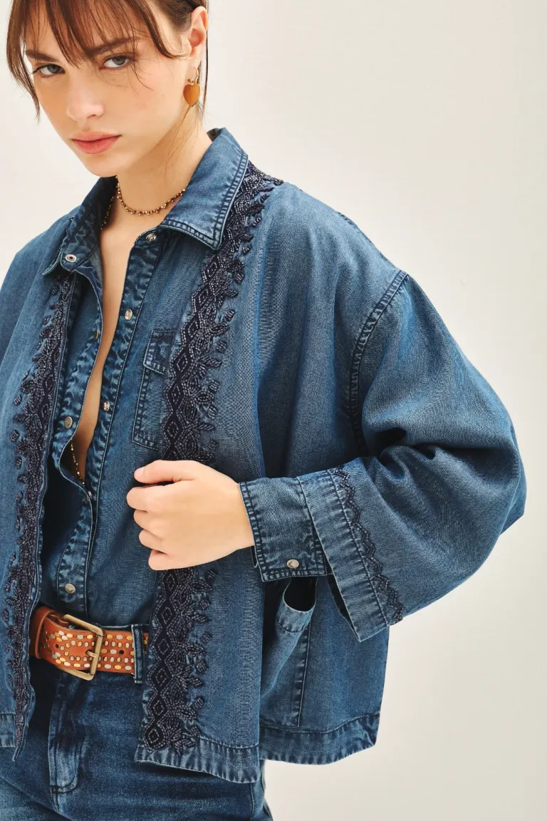 Kimono de Tencel con Detalles Bordados en Colores Vibrantes de Rapsodia en Kimonos para argentina