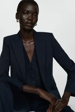 Blazer entallado traje de Mango en Blazers para argentina