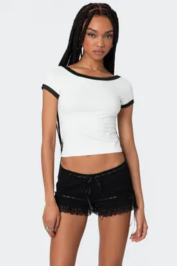 Remera espalda baja contrastante de Edikted en Remeras para argentina