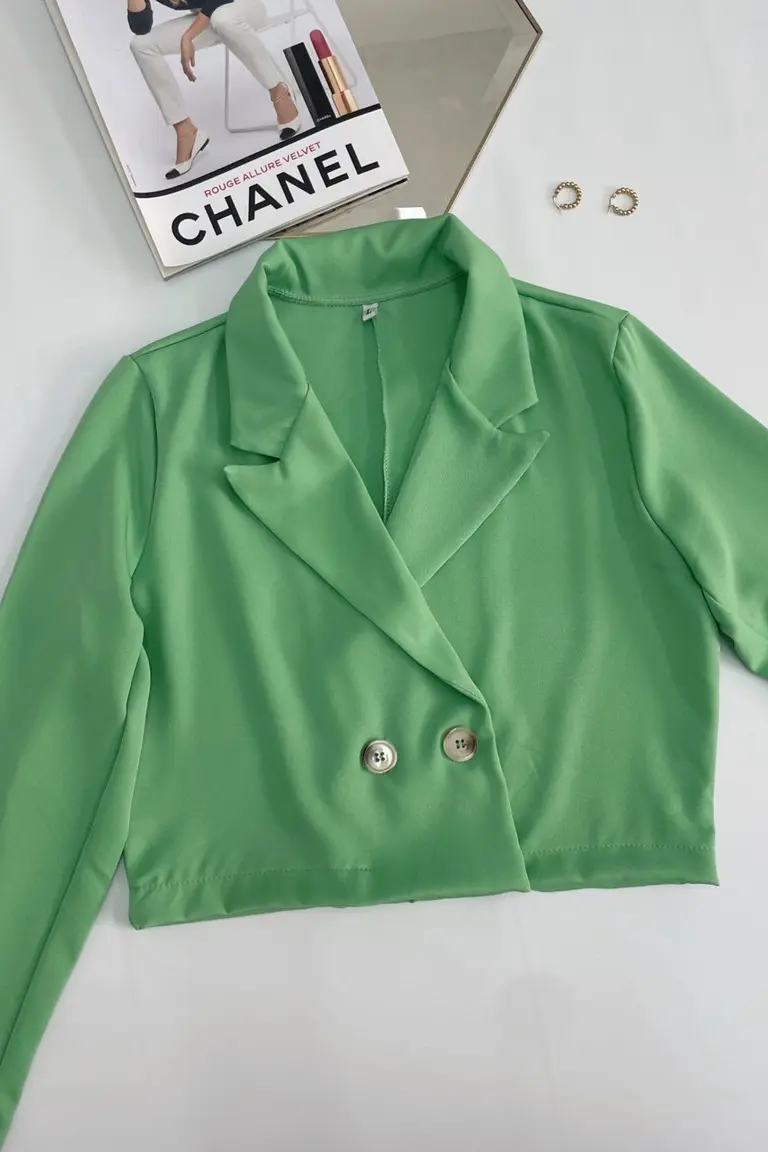 Chaqueta Corta Crep de Hesed en Chaquetas para argentina