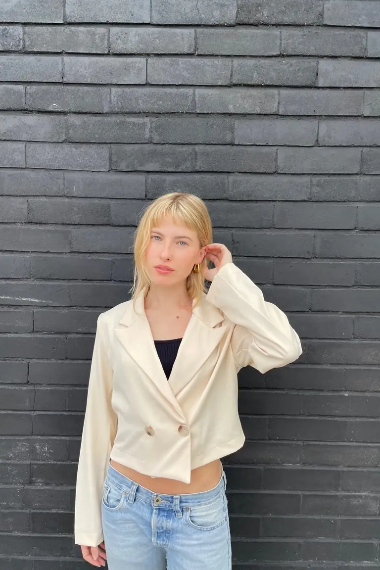 Chaqueta Corta Crep de Hesed en Chaquetas para argentina