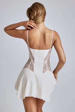 Mini vestido encaje pañuelo marfil de Oh Polly en Vestidos para argentina