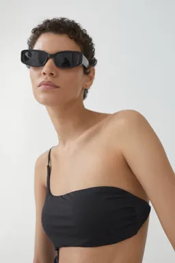 Traje baño asimétrico abertura de Mango en Swimwear y Beachwear para argentina