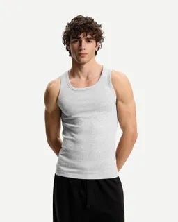 Remera musculosa rib de Bershka en Remeras y Polos para argentina