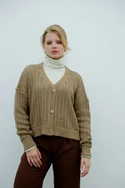Saco hilo ancho con botones de Hesed en Buzos y Sweaters para argentina