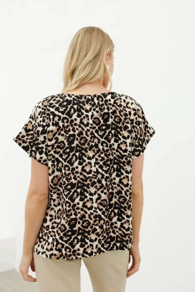 Blusa Escote V Estampada de Hesed en Blusas para argentina