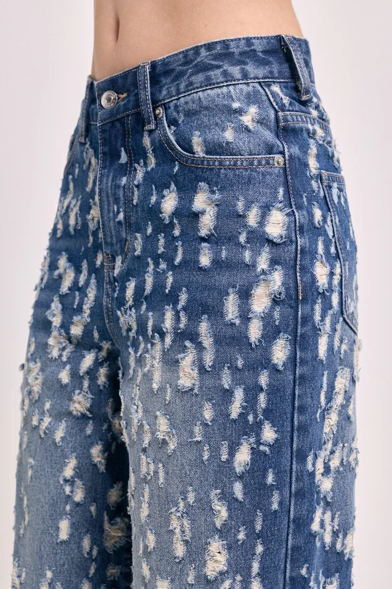 Pantalón de jean tiro medio con pierna ancha y detalles de roturas desgastadas de 47 Street en Pantalones para argentina