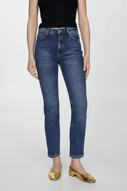Jeans claudia slim cortos de Mango en Pantalones para argentina
