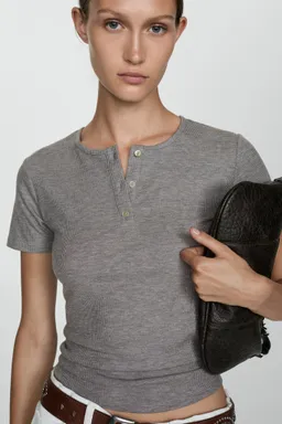 Remera lyocell botones de Mango en Remeras para argentina