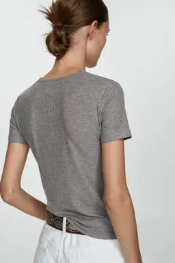 Remera lyocell botones de Mango en Remeras para argentina